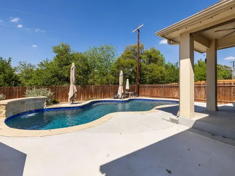 225 Kirkhill Street Hutto TX 78634