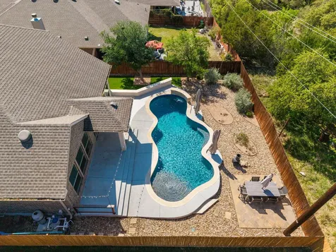225 Kirkhill Street Hutto TX 78634