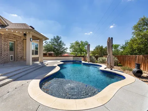 225 Kirkhill Street Hutto TX 78634