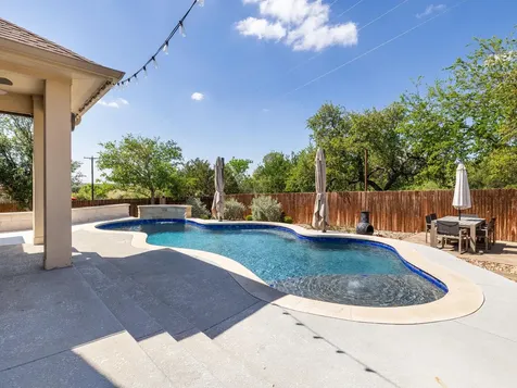 225 Kirkhill Street Hutto TX 78634
