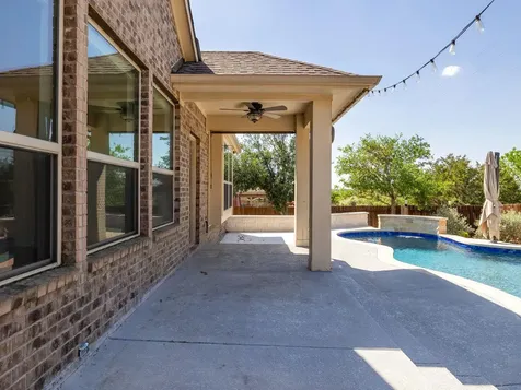 225 Kirkhill Street Hutto TX 78634