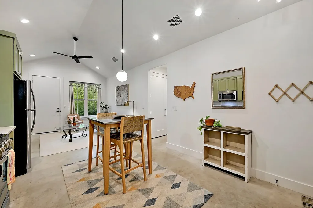 4606 Evans Avenue Austin TX 78751
