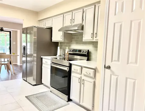 8905 Bridgewood Trail Austin TX 78729