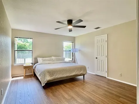 8905 Bridgewood Trail Austin TX 78729