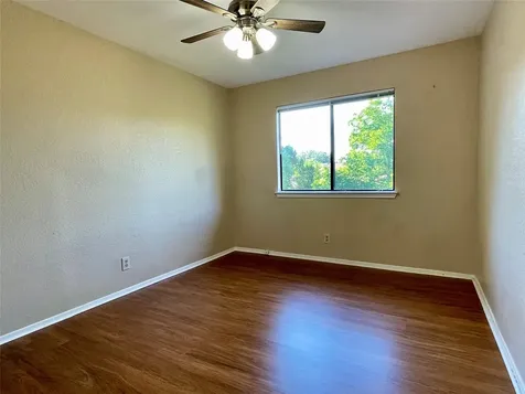 8905 Bridgewood Trail Austin TX 78729