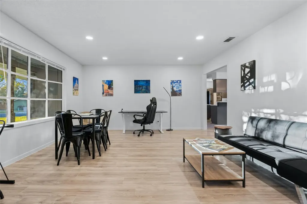 2504 Wildgrove Drive Austin TX 78704