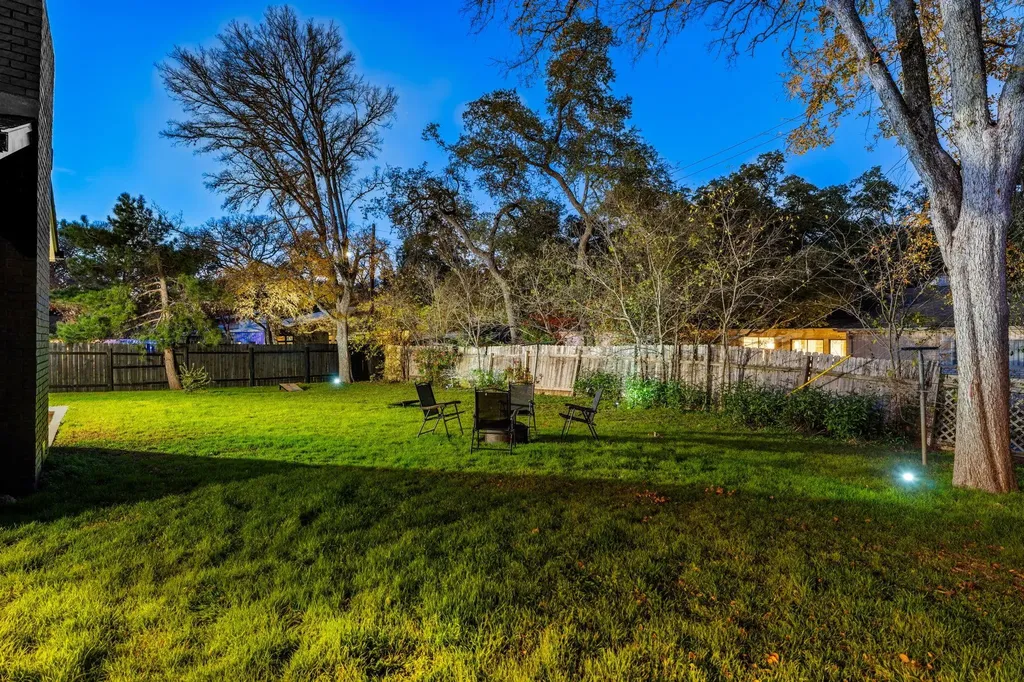 2504 Wildgrove Drive Austin TX 78704