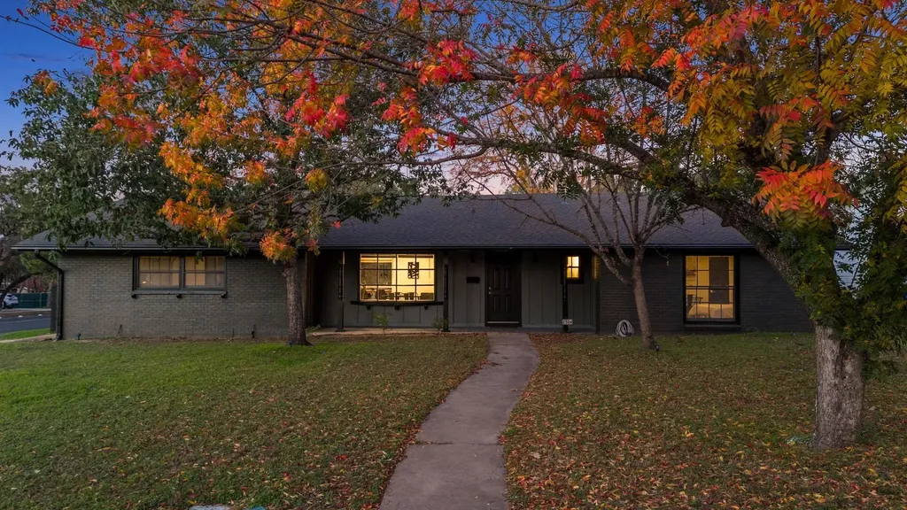 2504 Wildgrove Drive Austin TX 78704