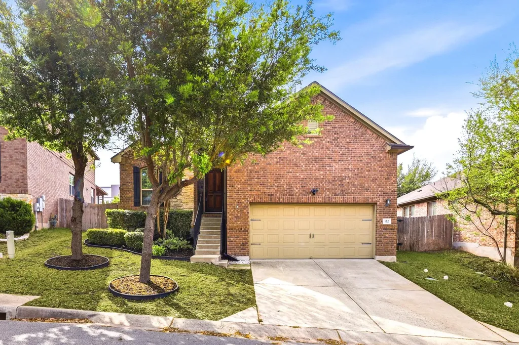 152 Stone View Trail Austin TX 78737