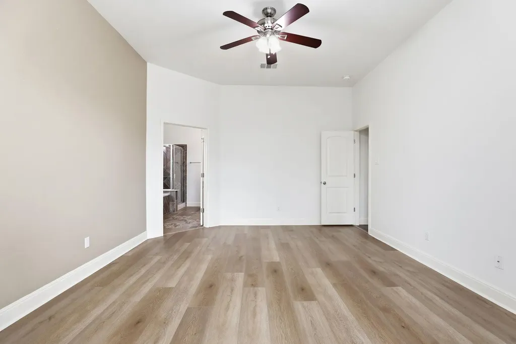 152 Stone View Trail Austin TX 78737