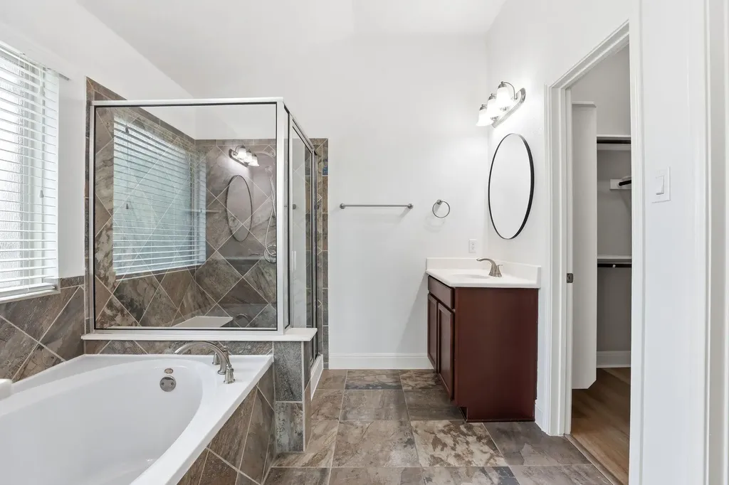 152 Stone View Trail Austin TX 78737