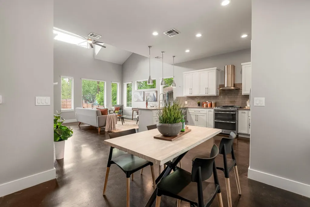5204 Samuel Huston Avenue Austin TX 78721