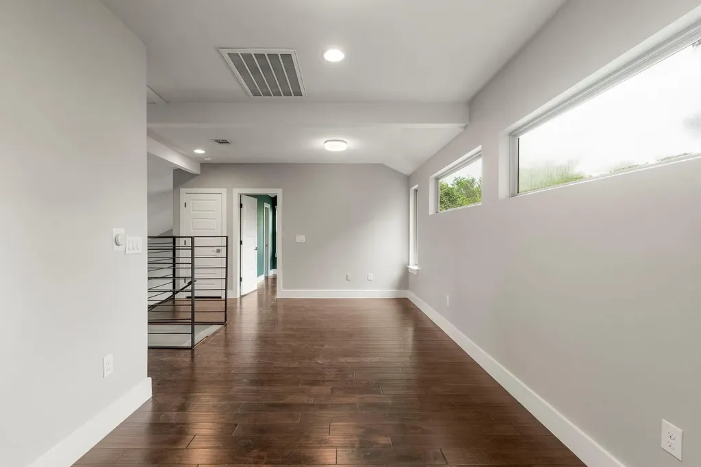 5204 Samuel Huston Avenue Austin TX 78721