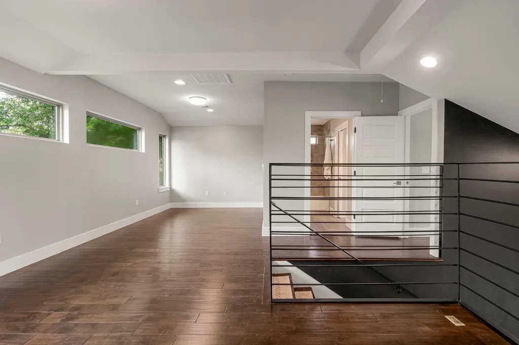 5204 Samuel Huston Avenue Austin TX 78721