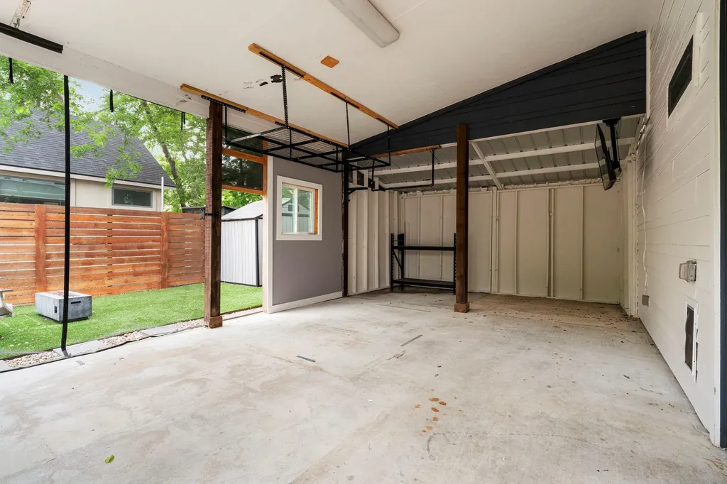 5204 Samuel Huston Avenue Austin TX 78721