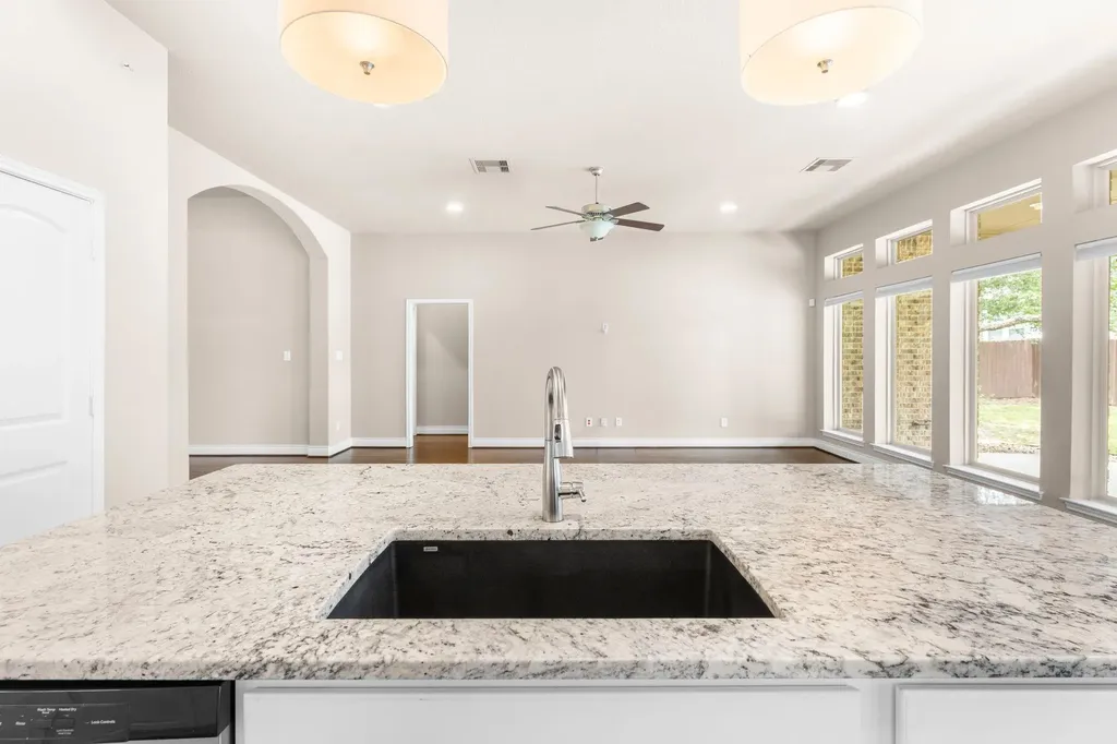 621 Judge Fisk Drive Leander TX 78641
