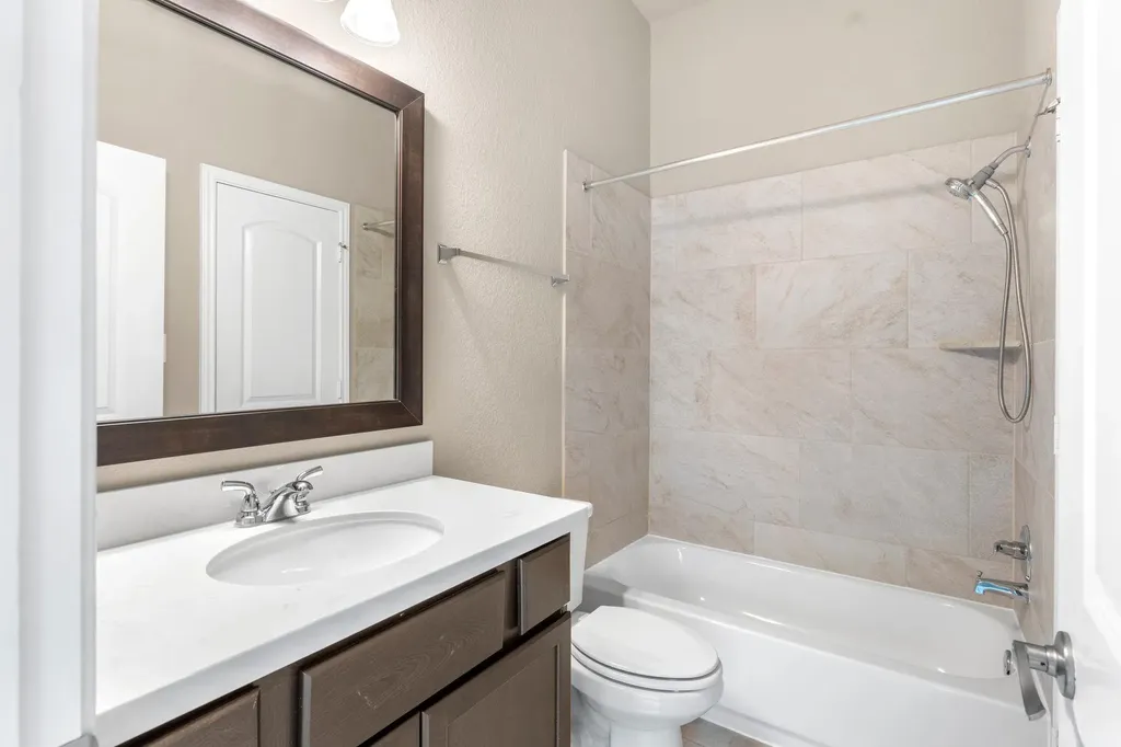 621 Judge Fisk Drive Leander TX 78641