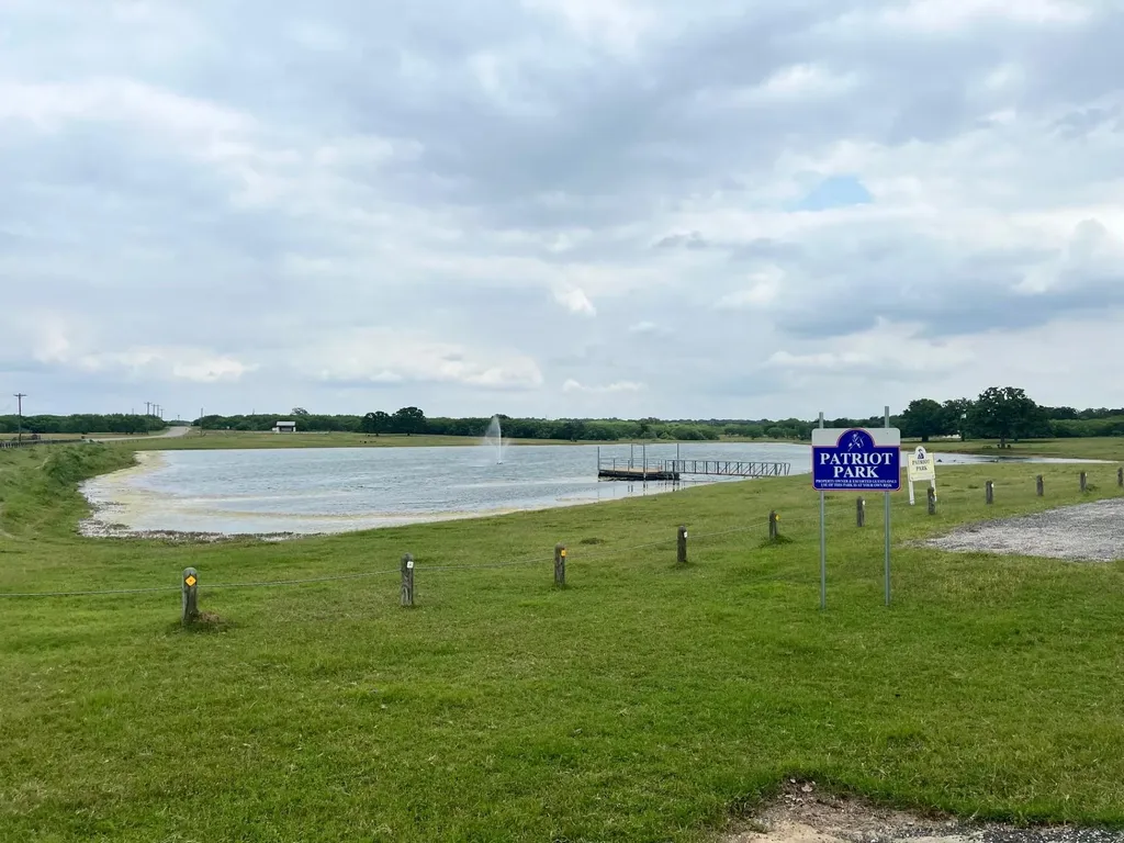 Lot 17 Settlement Way Luling TX 78648