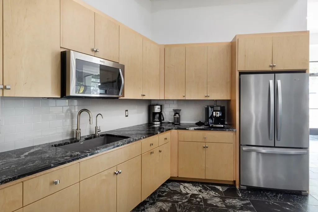 6444 Burnet Road Austin TX 78757