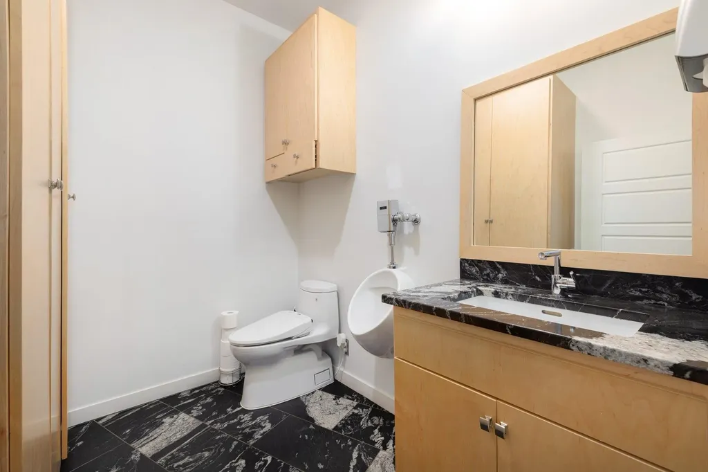 6444 Burnet Road Austin TX 78757