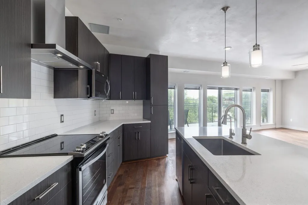 6444 Burnet Road Austin TX 78757
