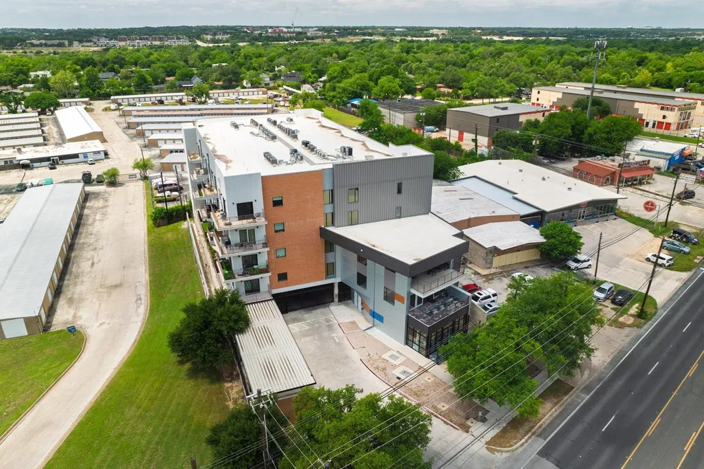 6444 Burnet Road Austin TX 78757