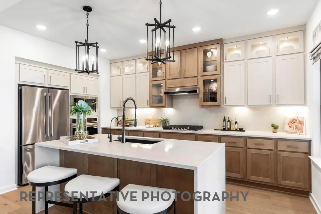 8812 Fallkill Drive Austin TX 78744