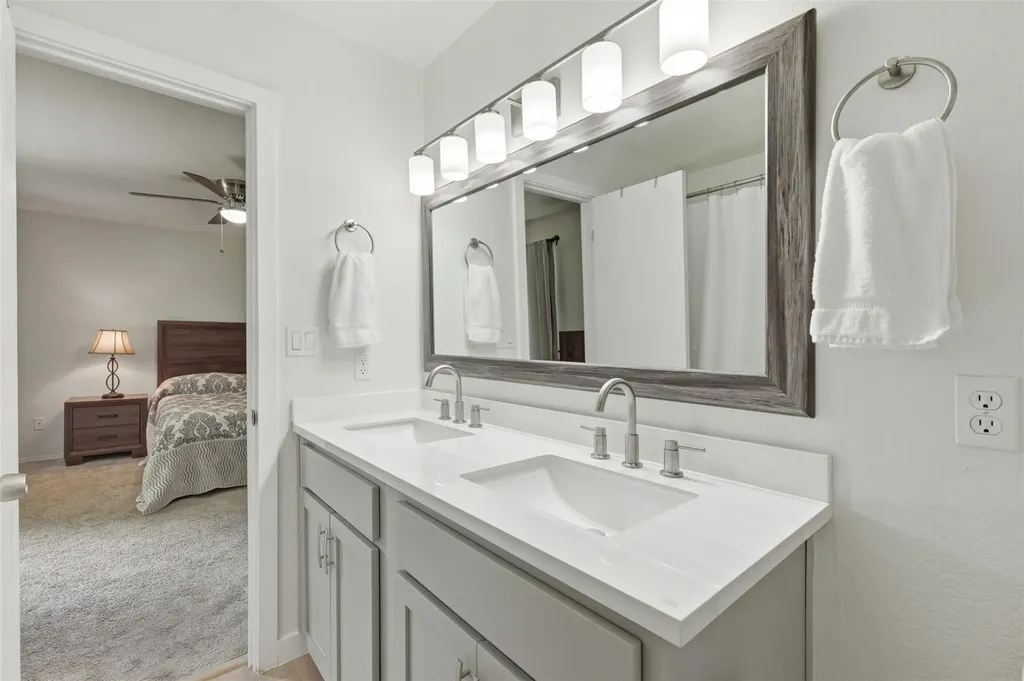 459 Jim Miller Drive Kyle TX 78640