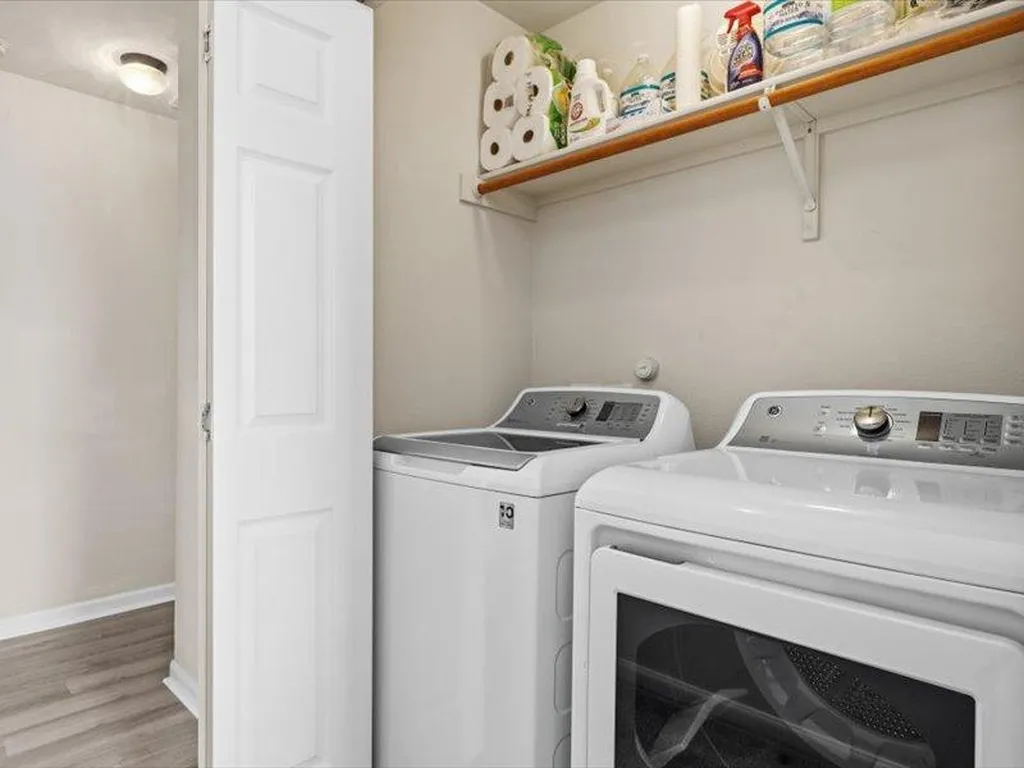 8813 Mountain Shadows Cove Austin TX 78735