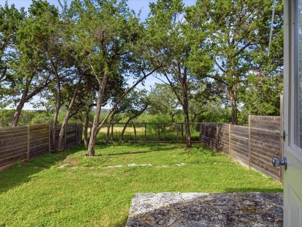 8813 Mountain Shadows Cove Austin TX 78735