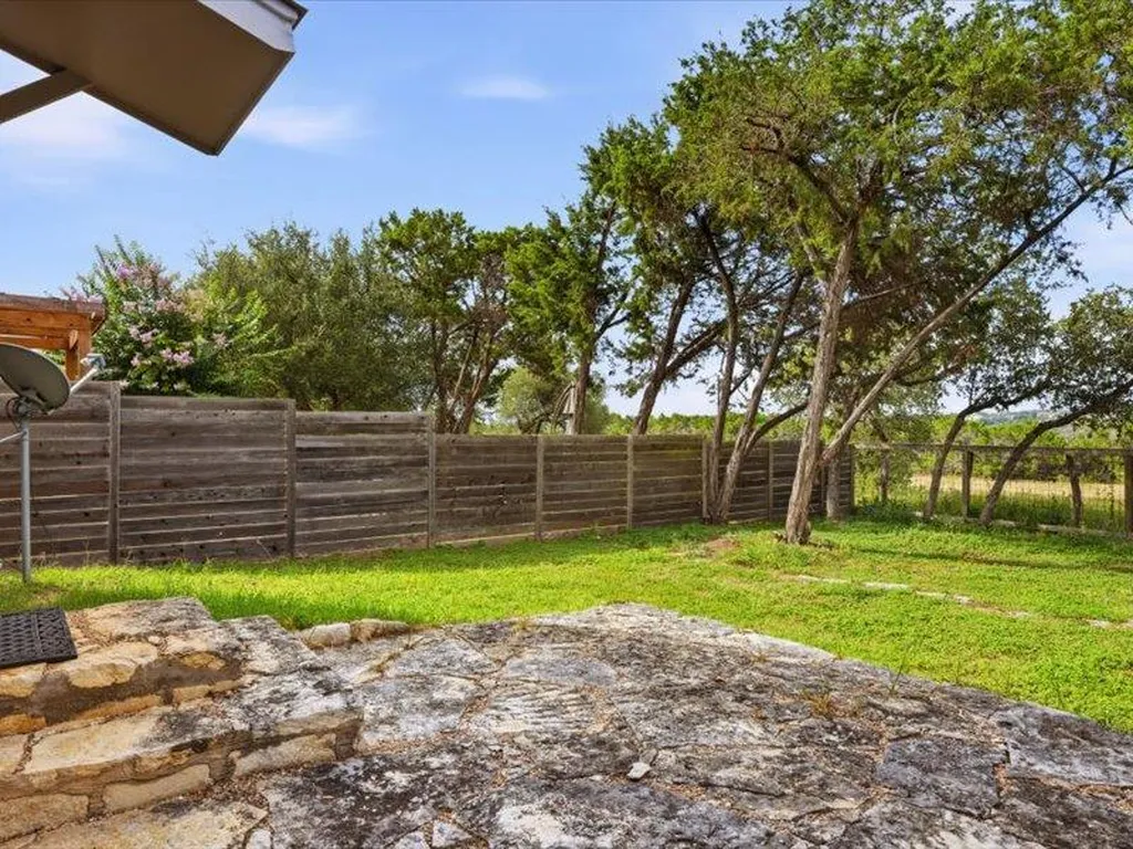 8813 Mountain Shadows Cove Austin TX 78735