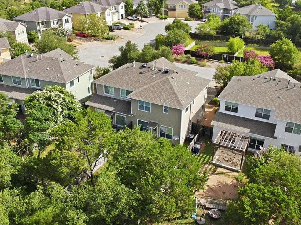 8813 Mountain Shadows Cove Austin TX 78735