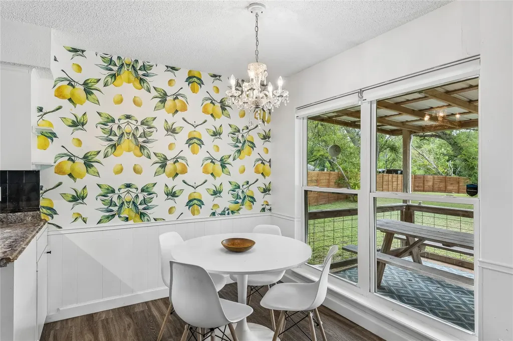 6107 Blarwood Drive Austin TX 78745