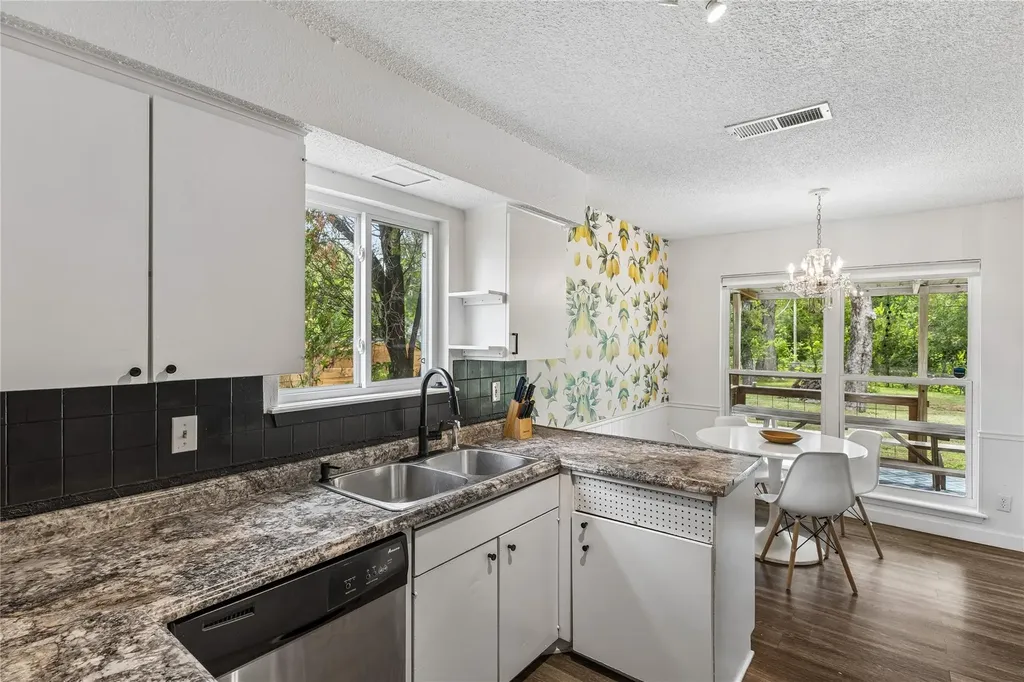 6107 Blarwood Drive Austin TX 78745