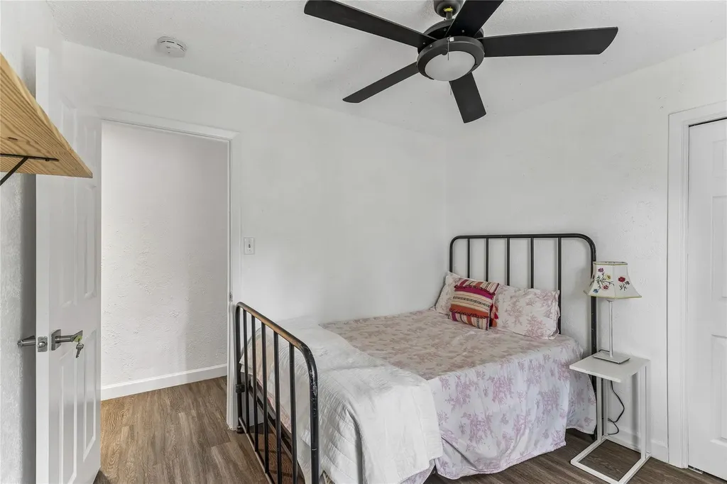6107 Blarwood Drive Austin TX 78745