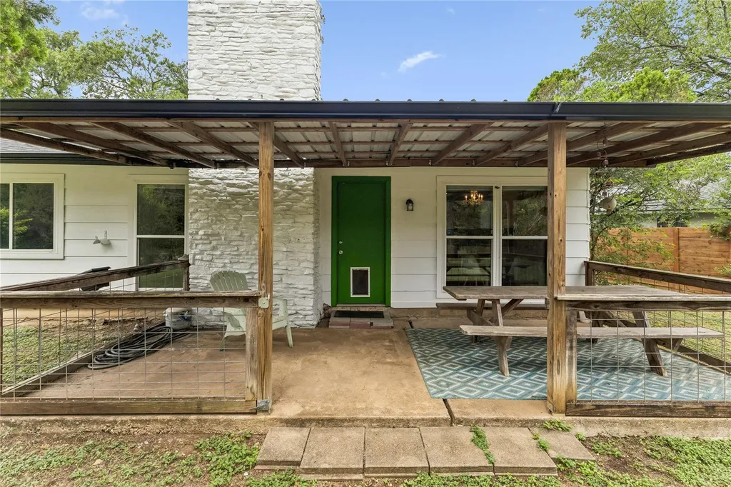 6107 Blarwood Drive Austin TX 78745