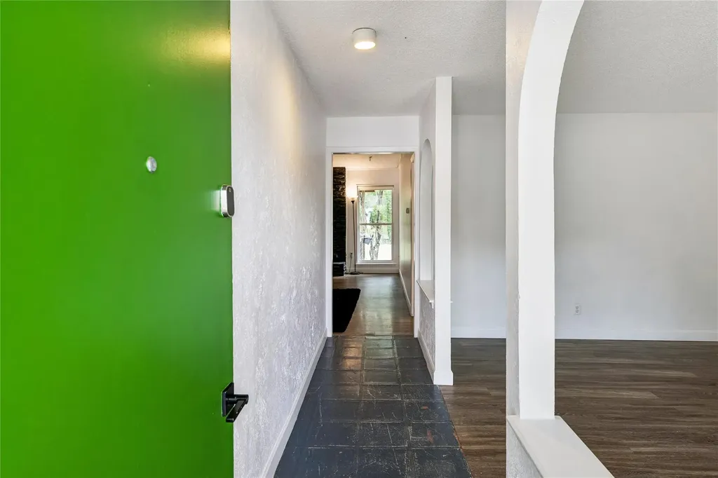 6107 Blarwood Drive Austin TX 78745