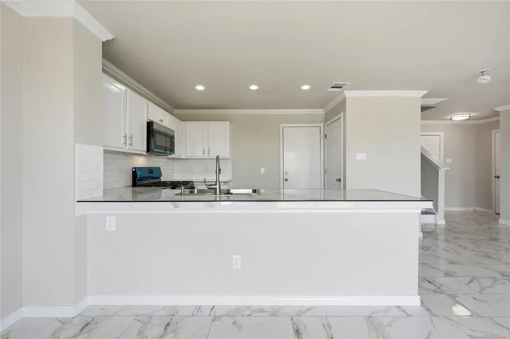6917 Panda Royle Drive Del Valle TX 78617