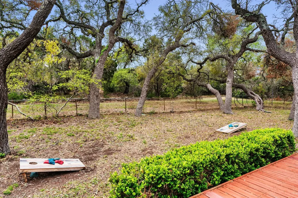 2023 Harmon Hills Road Dripping Springs TX 78620