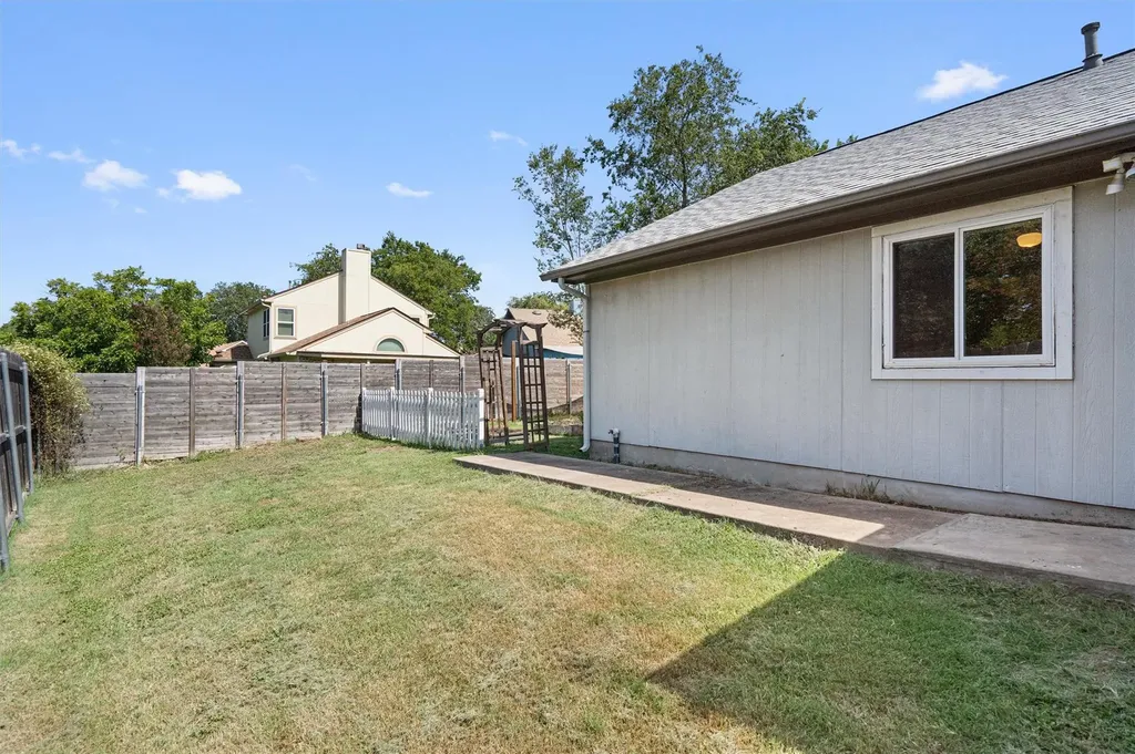 13009 Widge Drive Austin TX 78727