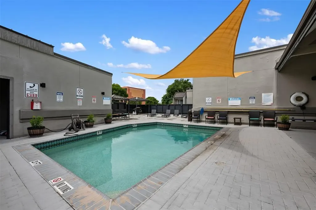 935 La Posada Drive Austin TX 78752