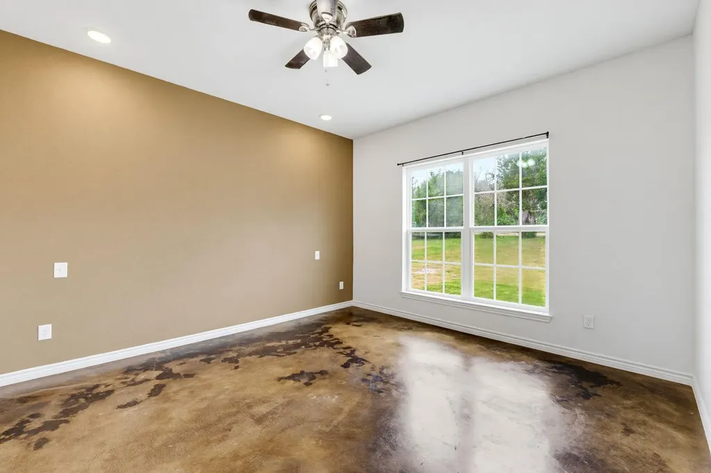 1110 County Road 1045 Lampasas TX 76550