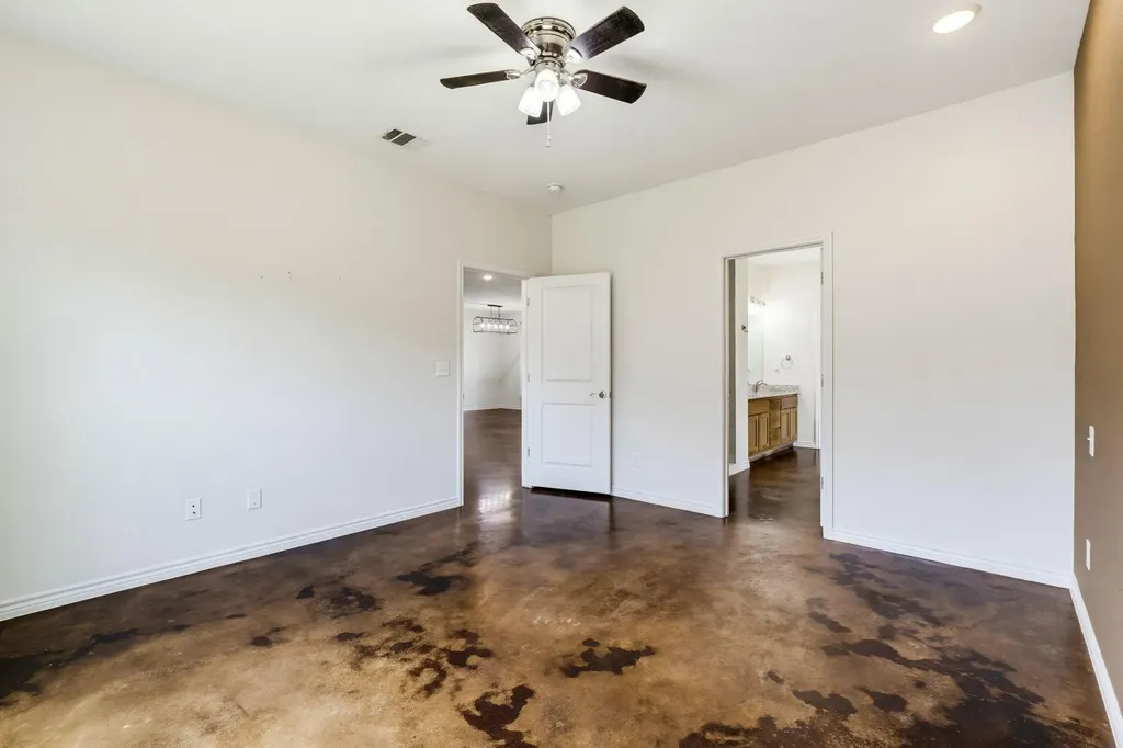 1110 County Road 1045 Lampasas TX 76550