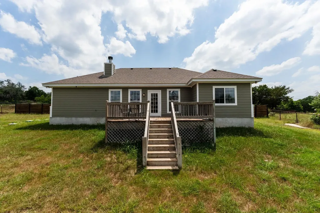 1110 County Road 1045 Lampasas TX 76550