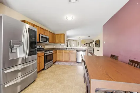 17912 Honey Locust Lane Elgin TX 78621