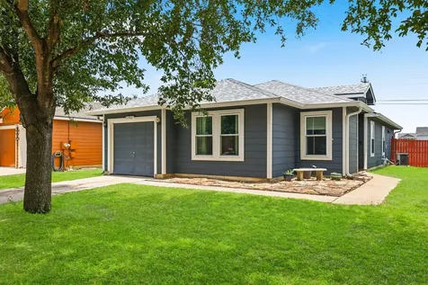 17912 Honey Locust Lane Elgin TX 78621