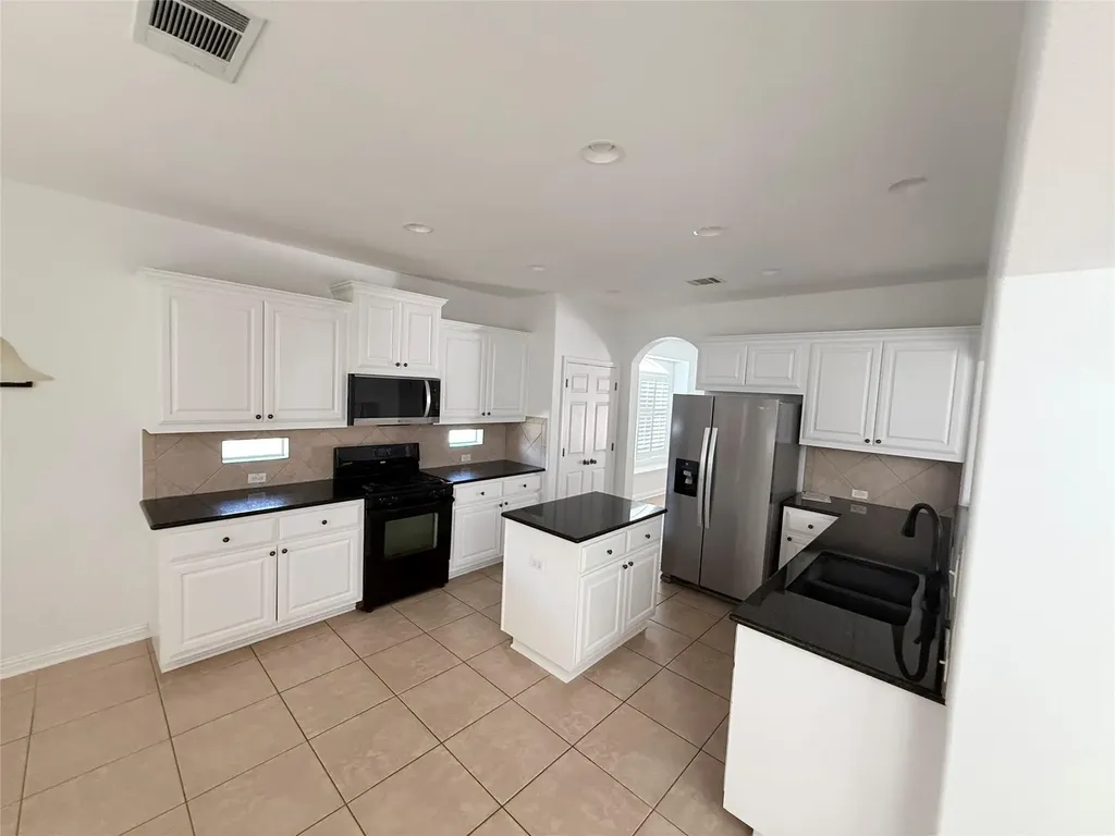 19413 Melwas Way Pflugerville TX 78660