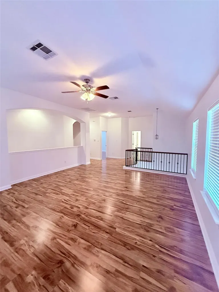 19413 Melwas Way Pflugerville TX 78660