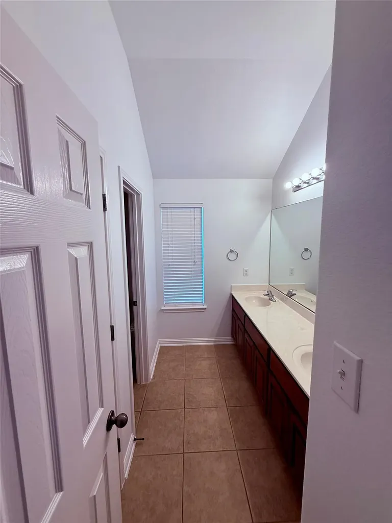 19413 Melwas Way Pflugerville TX 78660