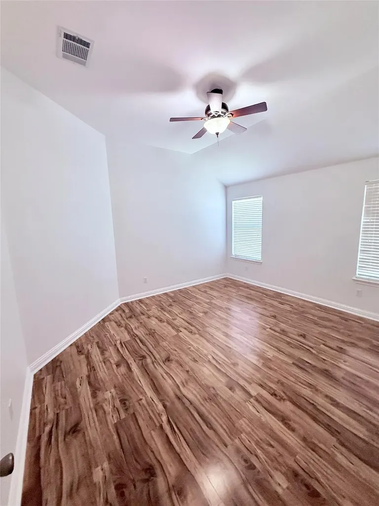 19413 Melwas Way Pflugerville TX 78660